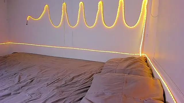 Snapshot of Dulce_TentacionLatina chatting on 10.16.25 Dulce TentacionLatina online show from 10.16.25