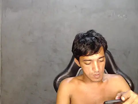 RowyCam online show from 12.01.25