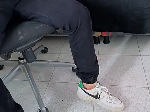 invincible200 online show from 11.20.25