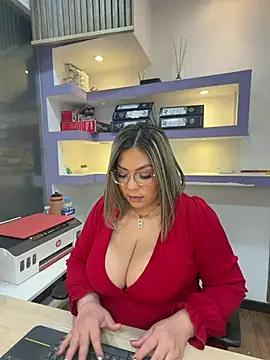 isabella horney  online show from 05.24.26