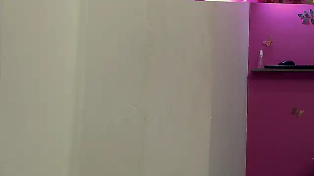 skinnybarbie022 online show from 11.30.25