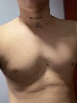 Snapshot of Kurtxxx22 chatting on 11.03.25 Kurtxxx22 online show from 11.03.25