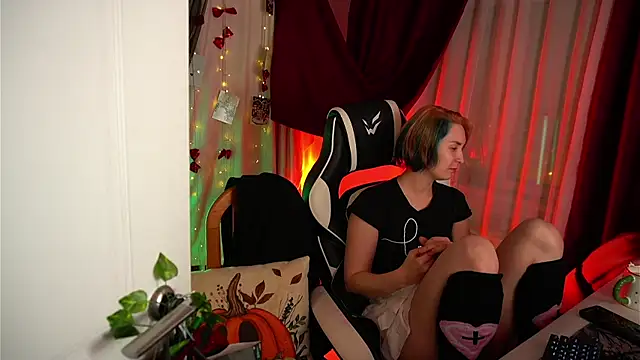 Snapshot of Sova173 chatting on 01.10.26 Sova173 online show from 01.10.26