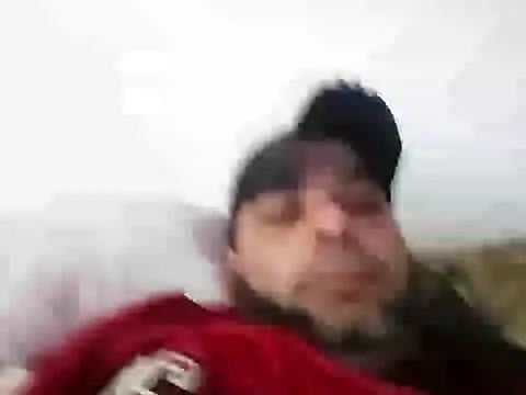 Snapshot of SmokedAlloy2 chatting on 09.28.25 SmokedAlloy2 online show from 09.28.25