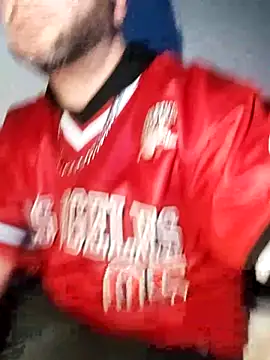 Snapshot of SmokedAlloy2 chatting on 10.26.25 SmokedAlloy2 online show from 10.26.25