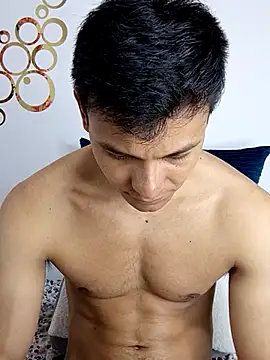 Valois2025 online show from 11.09.25