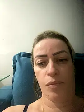 Snapshot of Alerquinasc chatting on 11.07.25 Alerquinasc online show from 11.07.25