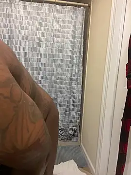 Snapshot of StandOnthatboy chatting on 10.18.25 StandOnthatboy online show from 10.18.25