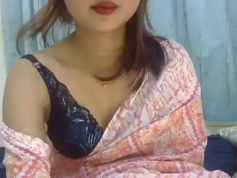 Snapshot of Maaaya_Pari chatting on 10.25.25 Maaaya Pari online show from 10.25.25