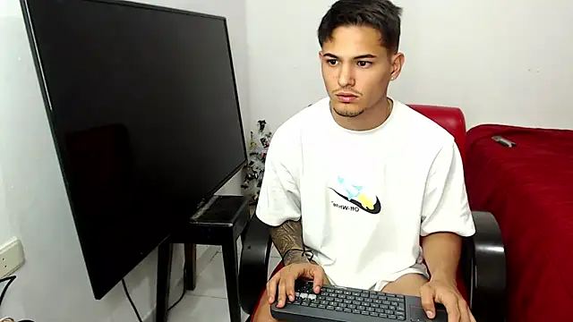 Alex mojica online show from 02.03.26