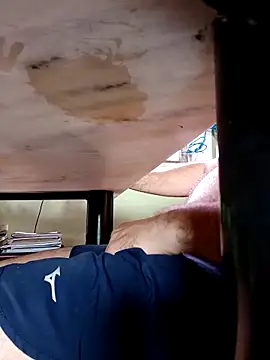 Snapshot of cherlebrow chatting on 03.15.26 cherlebrow online show from 03.15.26