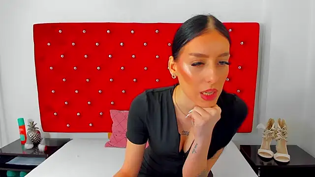 Snapshot of PleasureJasmine chatting on 01.16.26 PleasureJasmine online show from 01.16.26