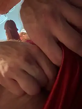 Snapshot of bearcub300 chatting on 09.27.25 bearcub300 online show from 09.27.25