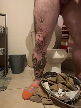 Snapshot of bearcub300 chatting on 10.09.25 bearcub300 online show from 10.09.25