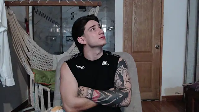 Snapshot of AteneoJr chatting on 10.18.25 AteneoJr online show from 10.18.25