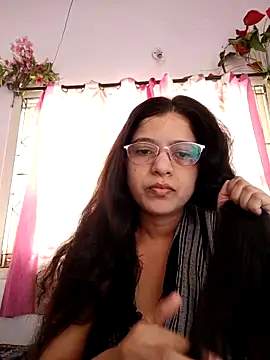 Snapshot of thanusi_2 chatting on 09.16.25 thanusi 2 online show from 09.16.25