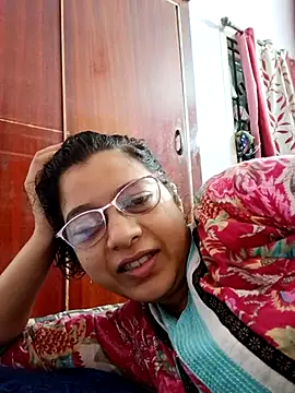 Snapshot of thanusi_2 chatting on 09.20.25 thanusi 2 online show from 09.20.25