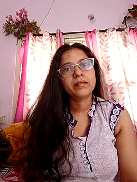 Snapshot of thanusi_2 chatting on 10.02.25 thanusi 2 online show from 10.02.25