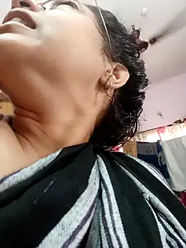 Snapshot of thanusi_2 chatting on 10.05.25 thanusi 2 online show from 10.05.25