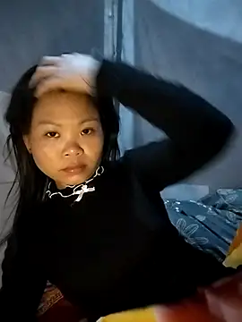 LinhNa999 online show from 02.13.26