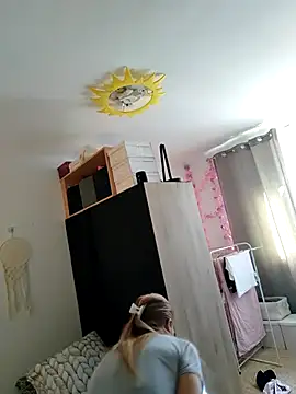 Mila Luciphya online show from 09.18.25