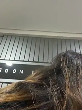 Isabela Colins online show from 09.19.25