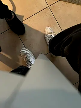 Manu97k online show from 10.20.25