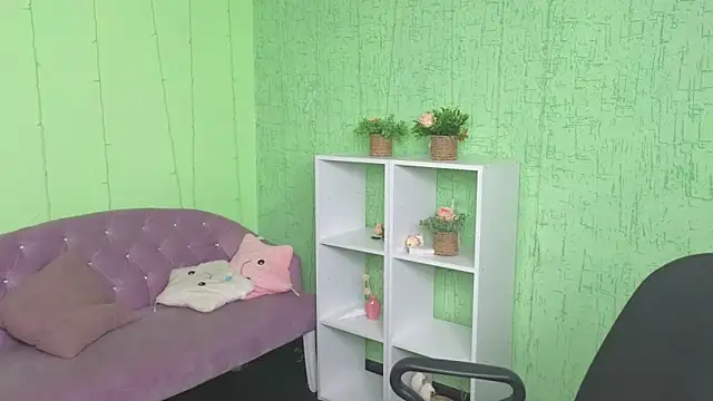 Snapshot of Eloisa_Eliot chatting on 11.28.25 Eloisa Eliot online show from 11.28.25