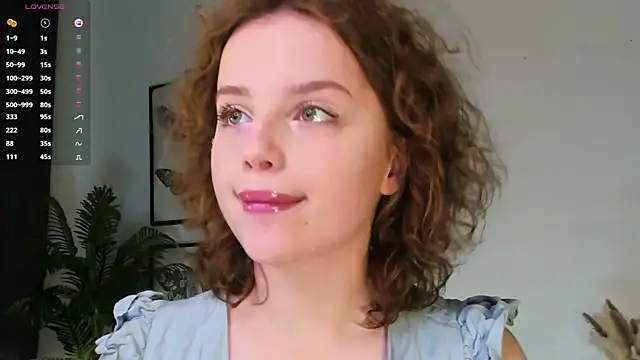 Snapshot of GabiMeshuggah chatting on 02.18.26 GabiMeshuggah online show from 02.18.26