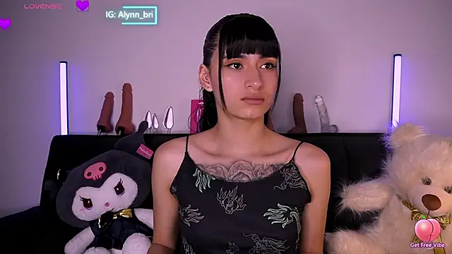 Alynn Bri  online show from 03.02.26