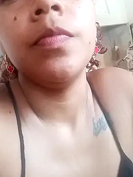 Snapshot of Daila_Lucia chatting on 09.19.25 Daila Lucia online show from 09.19.25