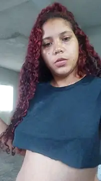 Snapshot of Daila_Lucia chatting on 12.19.25 Daila Lucia online show from 12.19.25