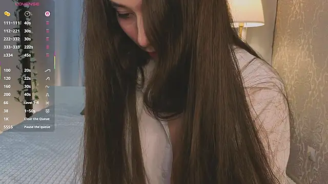 Snapshot of Trinity_Bunny chatting on 11.28.25 Trinity Bunny online show from 11.28.25