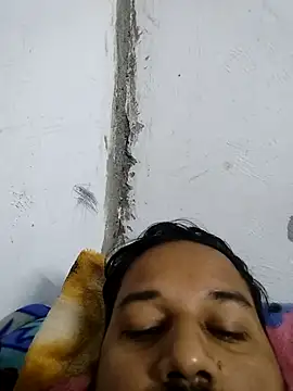 Snapshot of sumit_19 chatting on 11.24.25 sumit 19 online show from 11.24.25