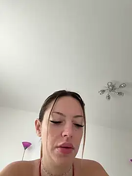 Sandra Jo online show from 09.22.25