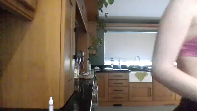 Snapshot of SexyKatiex chatting on 10.02.25 SexyKatiex online show from 10.02.25