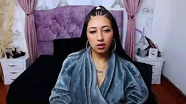 Wendy-13 online show from 10.25.25