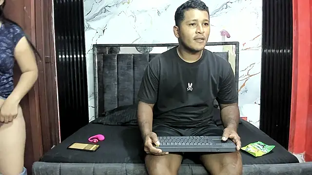 Snapshot of brutal_sex_love chatting on 05.04.26 brutal sex love online show from 05.04.26