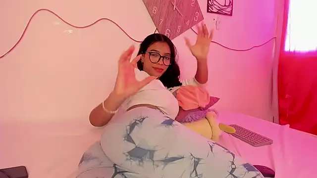 Valy hot online show from 09.17.25