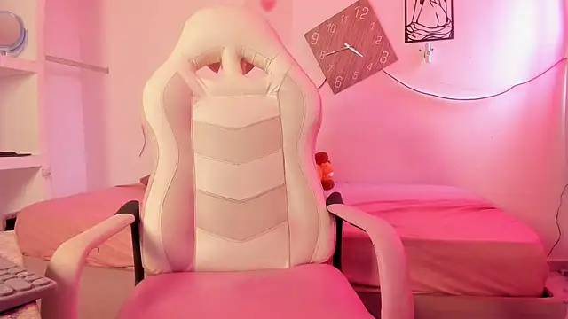 Valy hot online show from 10.03.25