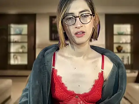 Snapshot of rousseblossom chatting on 10.14.25 rousseblossom online show from 10.14.25