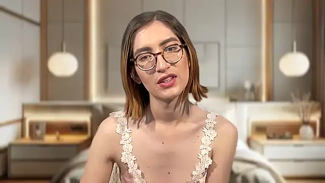 Snapshot of rousseblossom chatting on 12.16.25 rousseblossom online show from 12.16.25