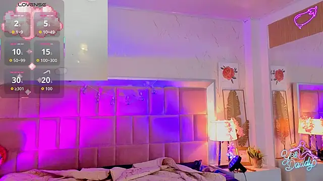 AlanaOdison online show from 04.13.26