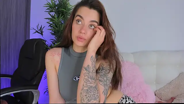 MissLana77 online show from 11.05.25