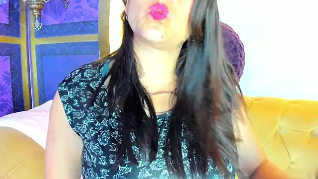 Scarlett Barnes online show from 09.09.25