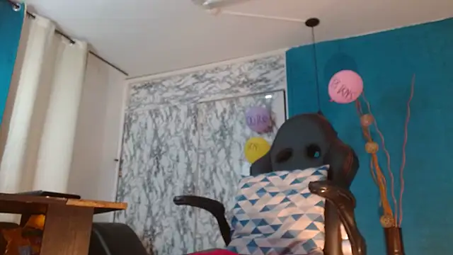 hanna mooreee online show from 04.15.26