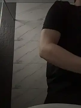 TaylerWhite online show from 04.04.26