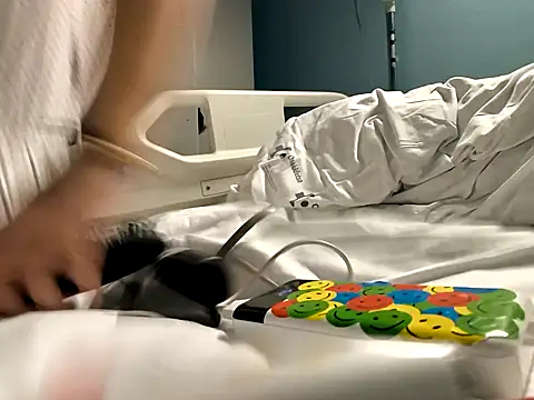 Junani2231 online show from 11.23.25