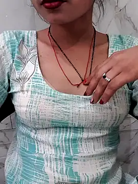 Snapshot of Sona-rani6 chatting on 11.04.25 Sona-rani6 online show from 11.04.25