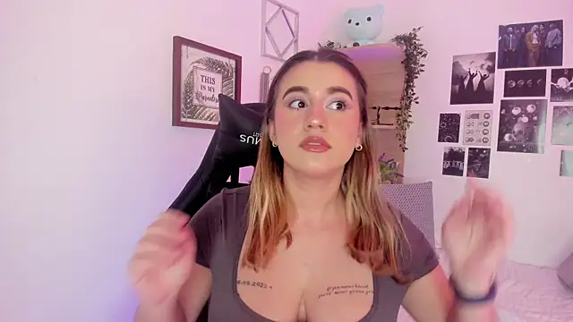 Snapshot of Lana_Herondale chatting on 09.17.25 Lana Herondale online show from 09.17.25